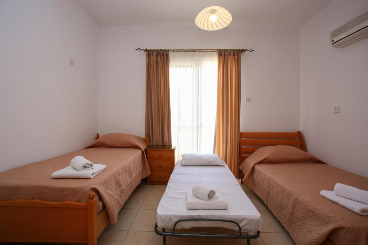 Star House Villa Paphos Exterior photo